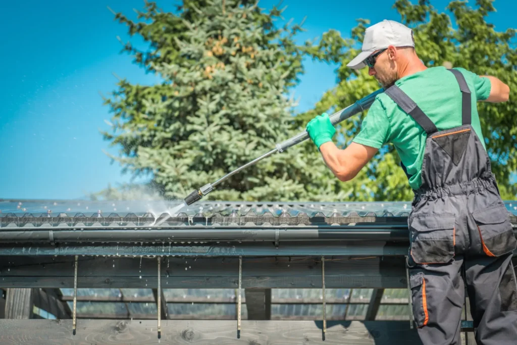 Benefits of Roof and Gutter Cleaning